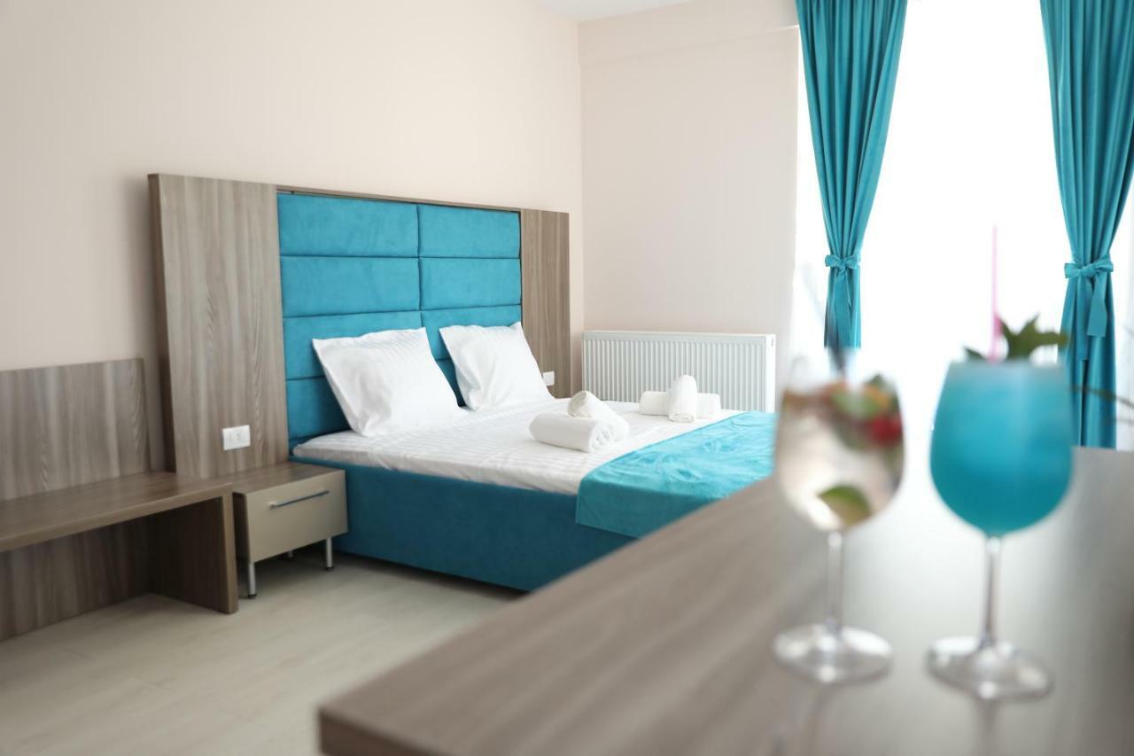 Sammos Black Sea Apartments Navodari Bagian luar foto