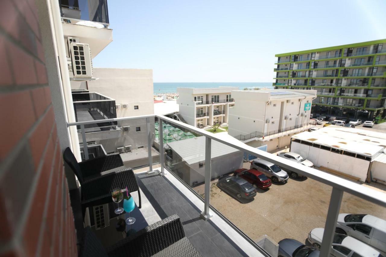 Sammos Black Sea Apartments Navodari Bagian luar foto