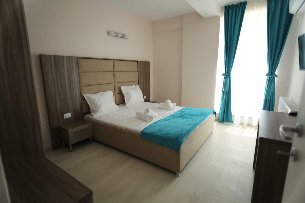 Sammos Black Sea Apartments Navodari Bagian luar foto